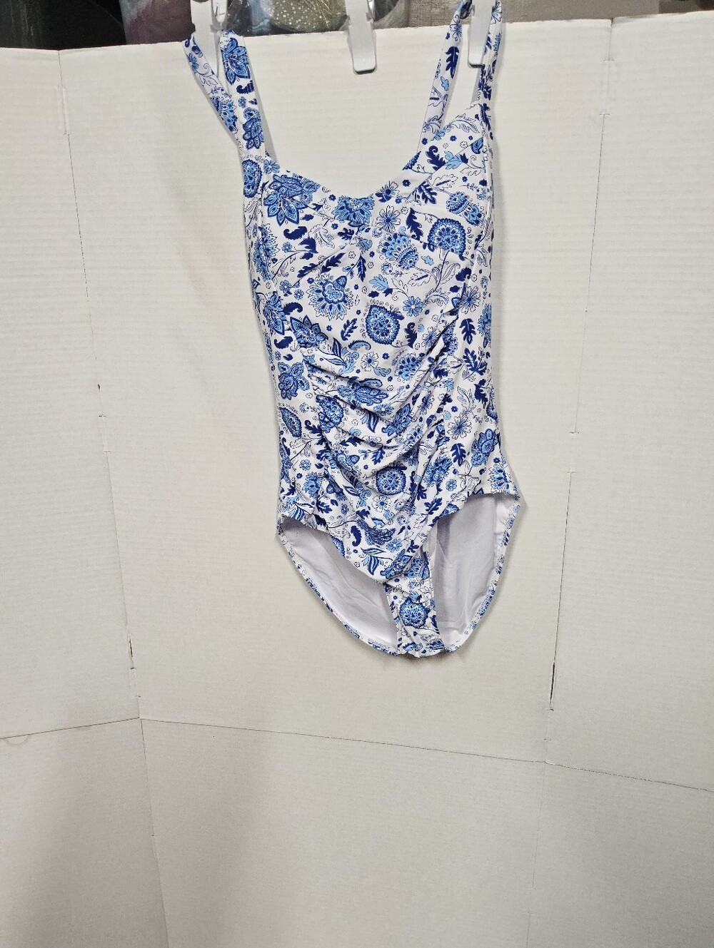 NWOT Size Lg B2pruty Blue & White Floral Womens One-Piece Swimsuit